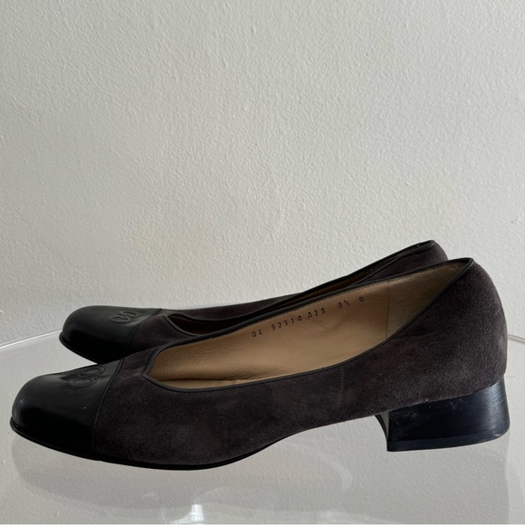 Salvatore Ferragamo Brown and Black Leather - Picture 2 of 9